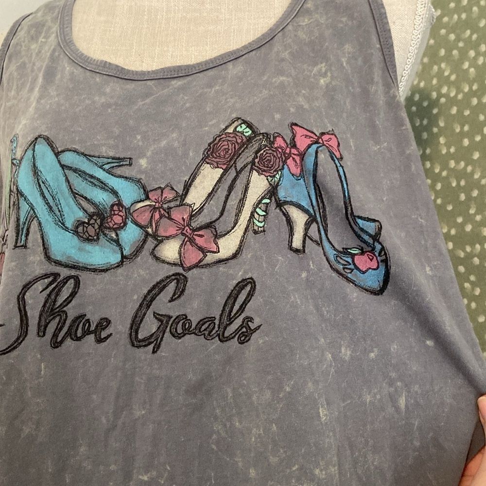 Disney Heather Gray Ariel Cinderella Belle Snow White Shoe Goals Tank Size L - Picture 3 of 11
